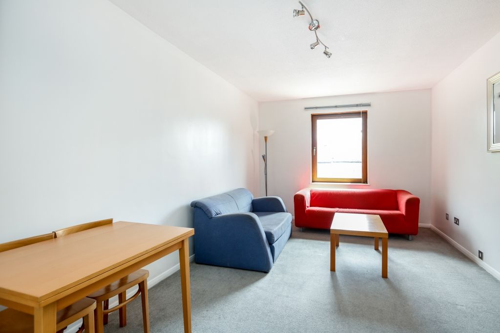 Property photo 3 of 5