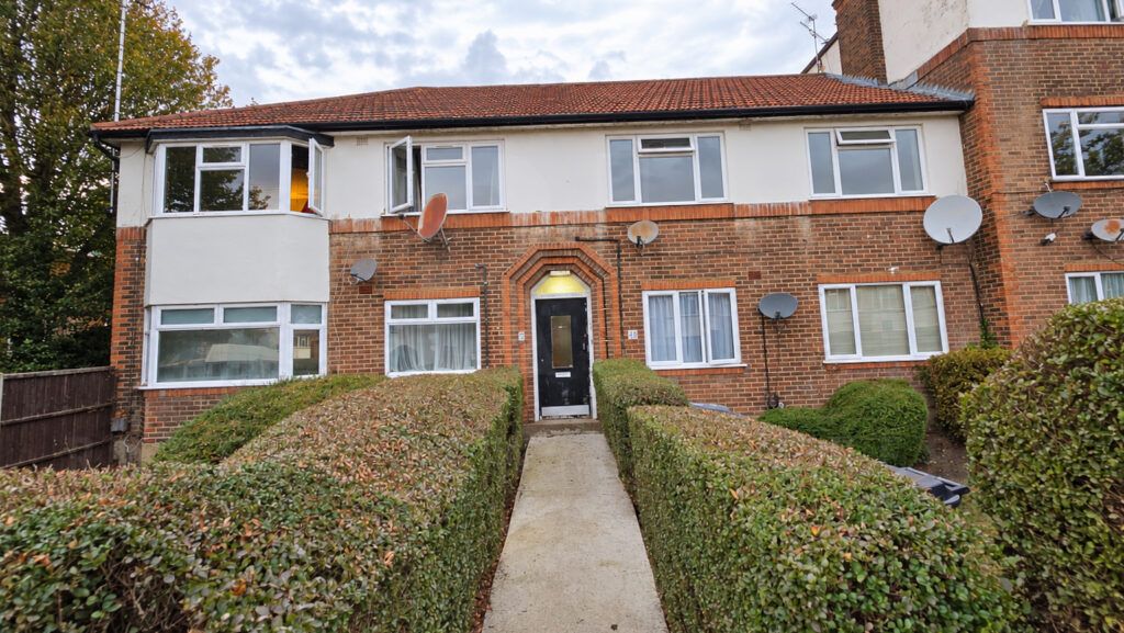 Property photo 3 of 11