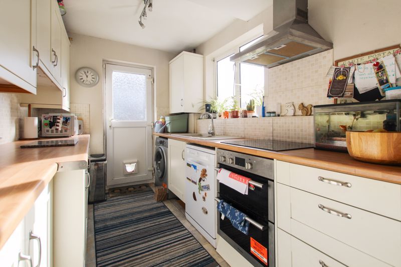 Property photo 3 of 15 Photo 9