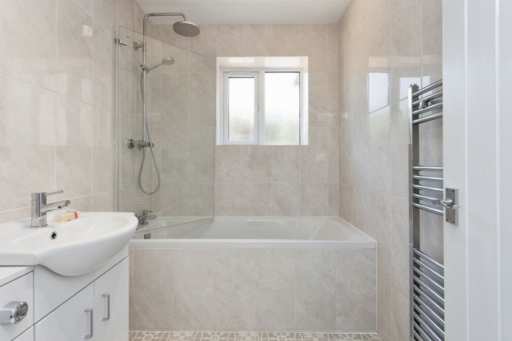 Property photo 3 of 20 Photo #3