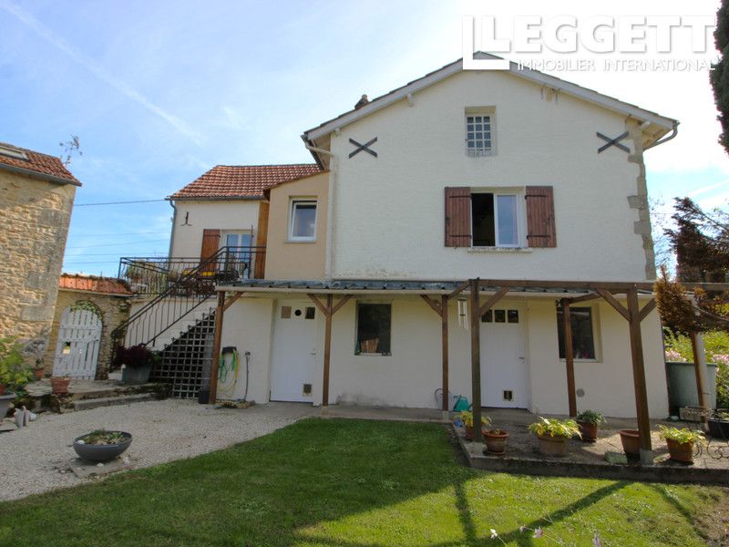 Property photo 3 of 10