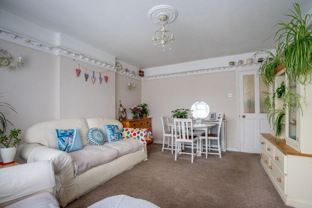 Property photo 3 of 15 Ar-15.Jpg