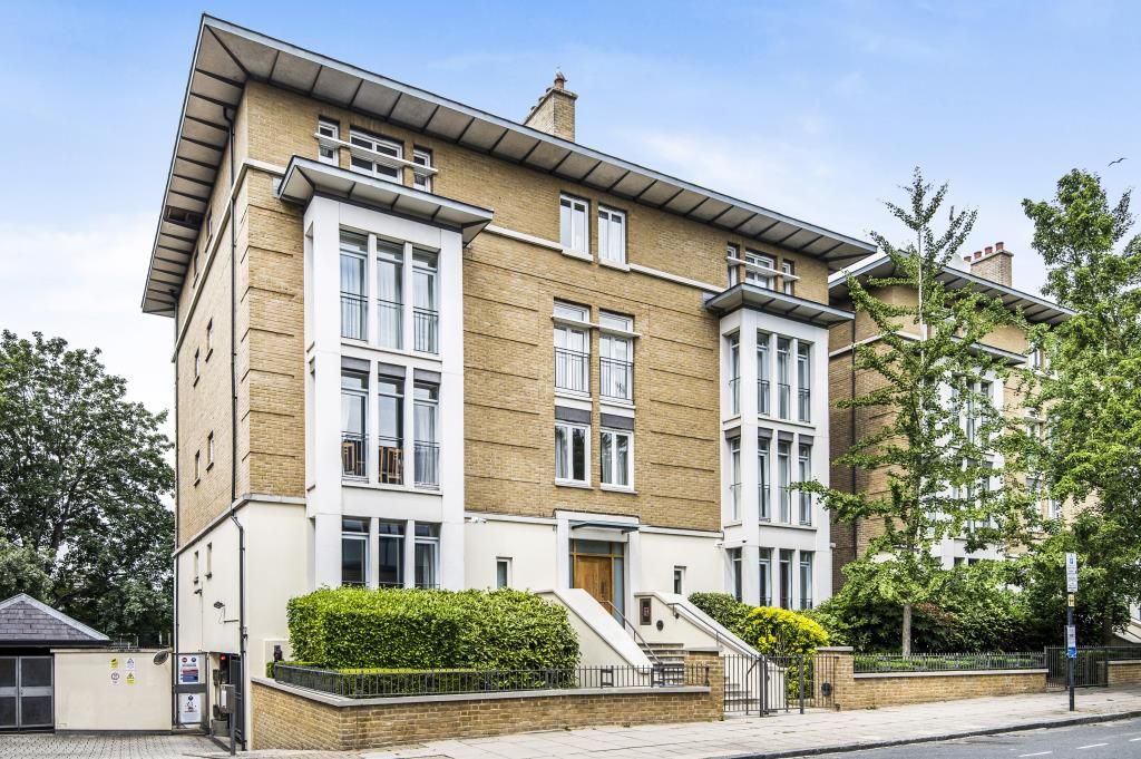 Property photo 1 of 11 Outside View