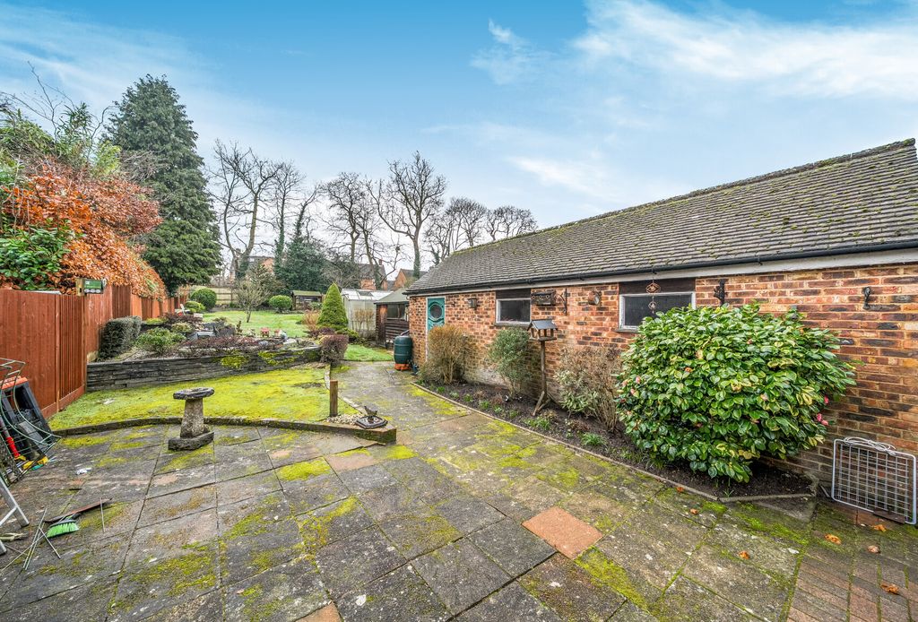 Property photo 3 of 19 1393822-7-697B38F...