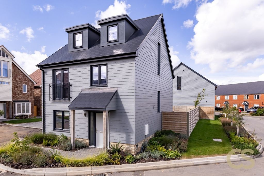 Property photo 1 of 23 4495351