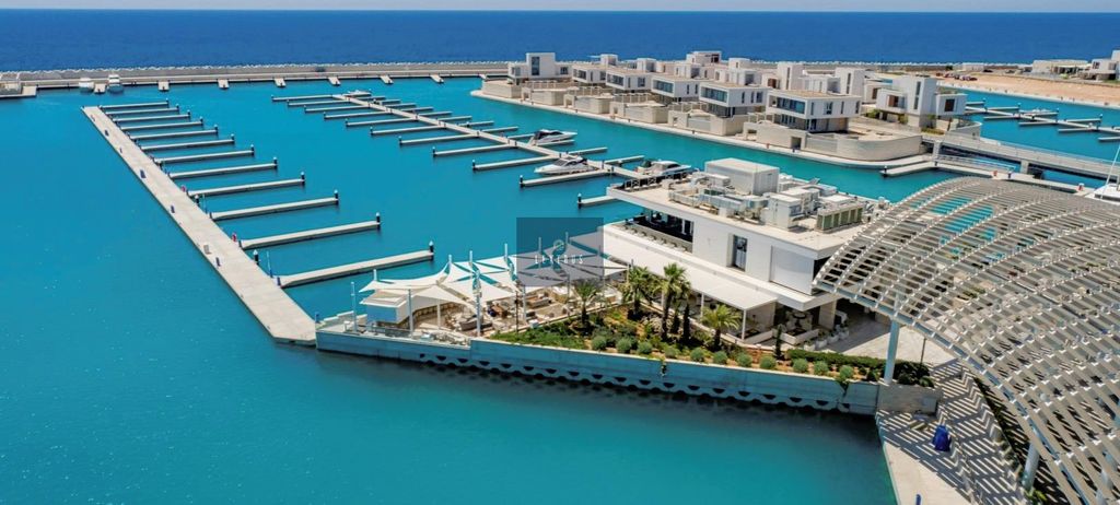 Property photo 1 of 27