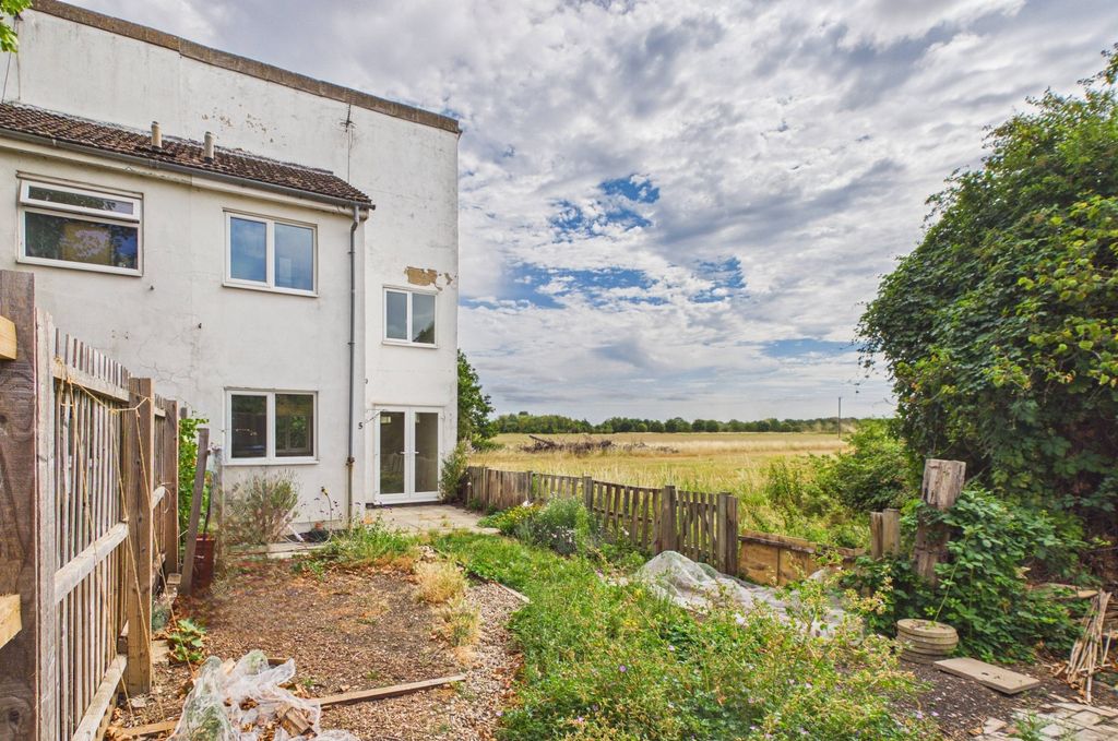 Property photo 1 of 10 Cam02519G0-Pr0464-Still001