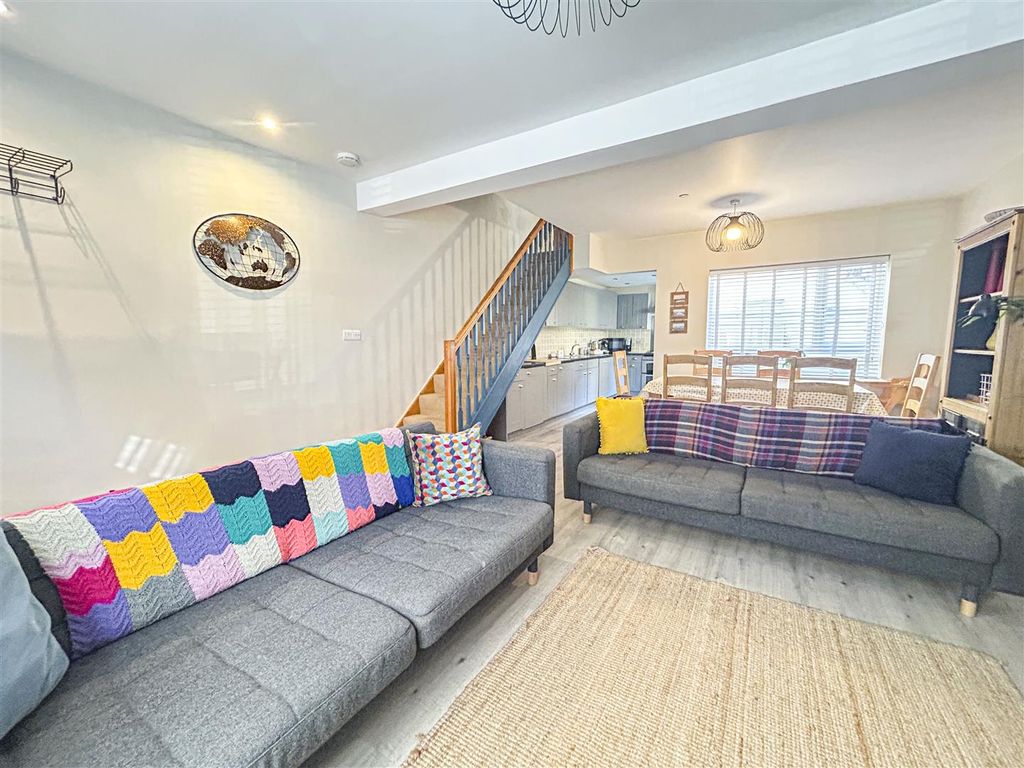 Property photo 2 of 16 Img_0375.Jpg