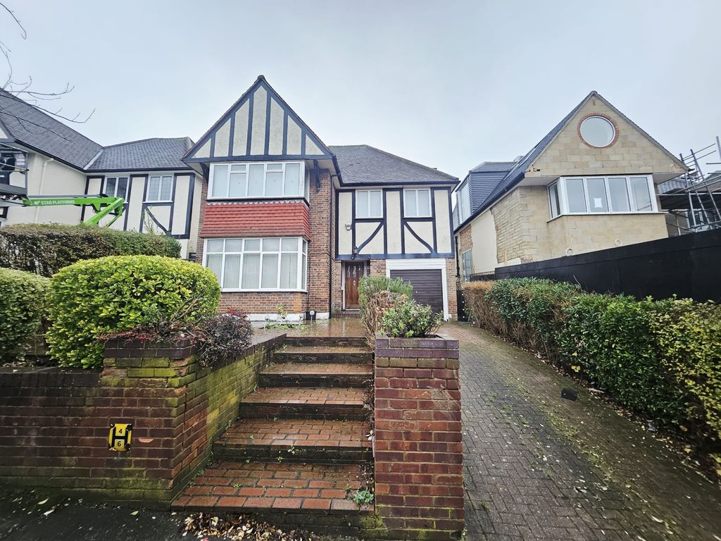 Property photo 1 of 14