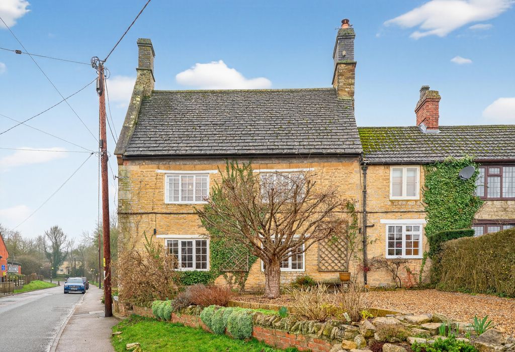 Property photo 1 of 34