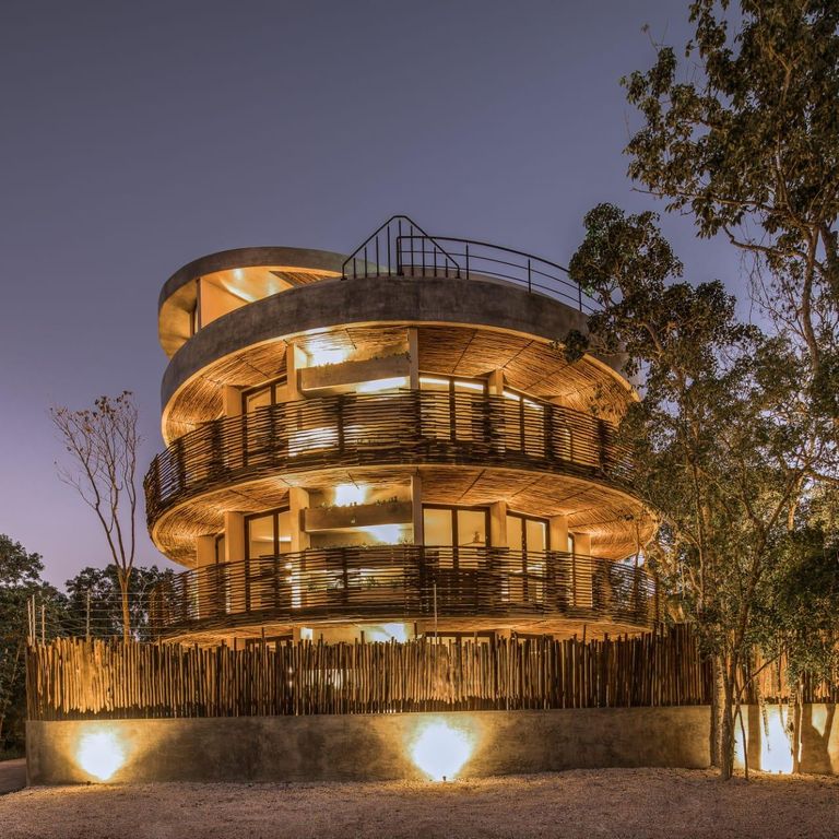 Property photo 2 of 24