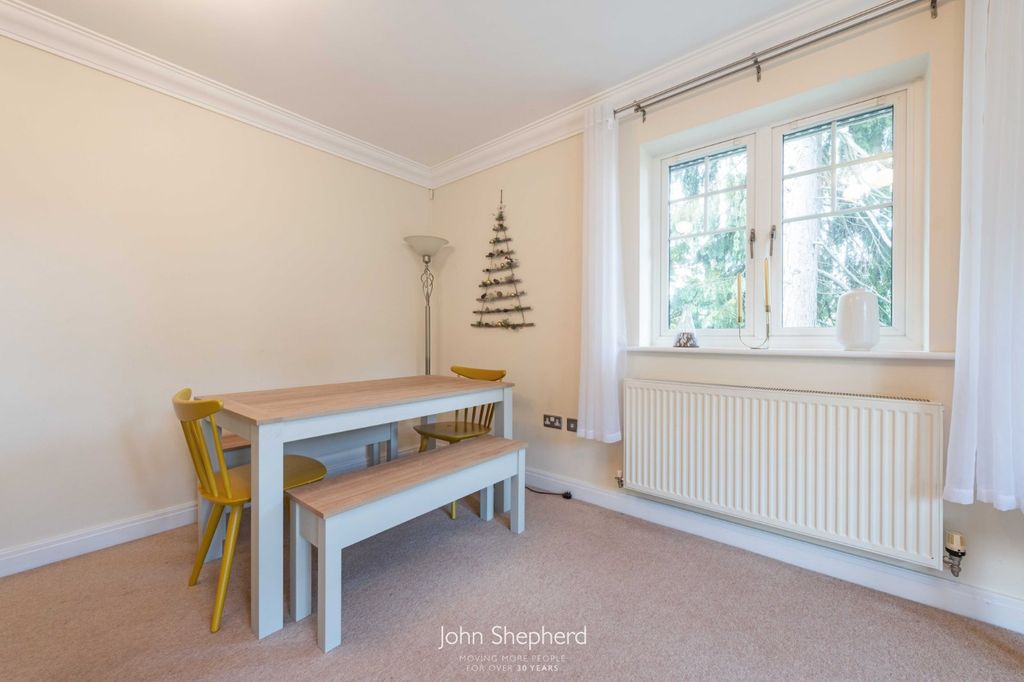 Property photo 3 of 11 Picture No. 13