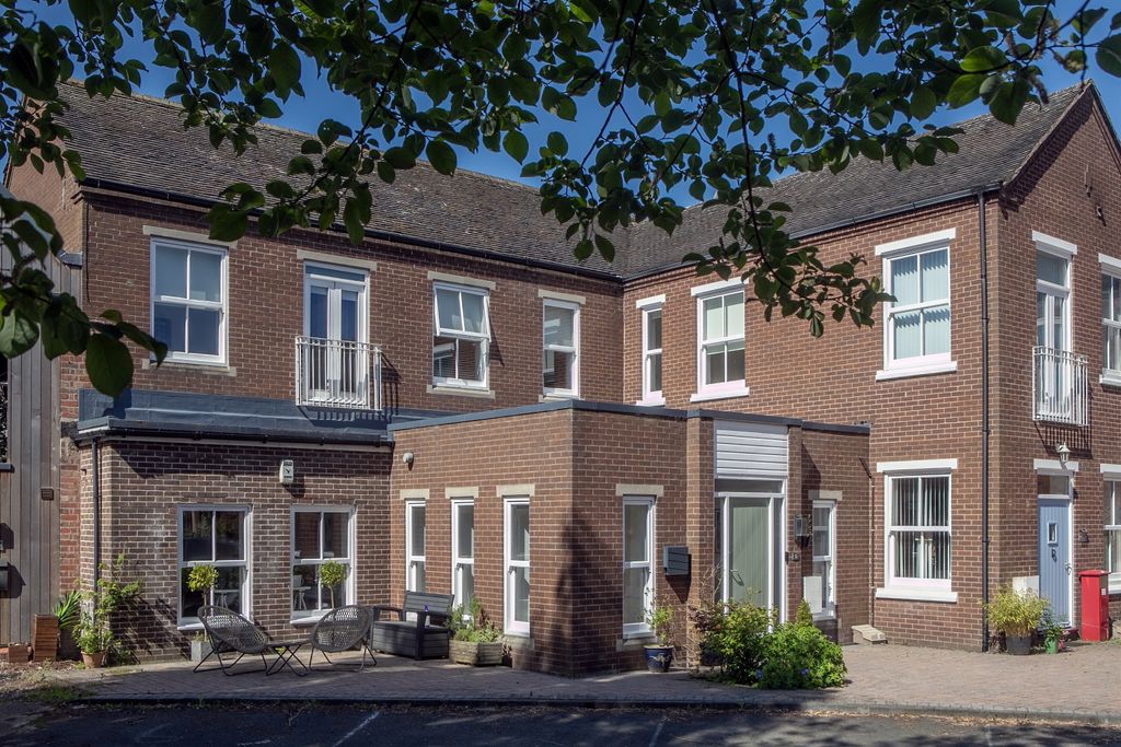 Property photo 1 of 21 Front View