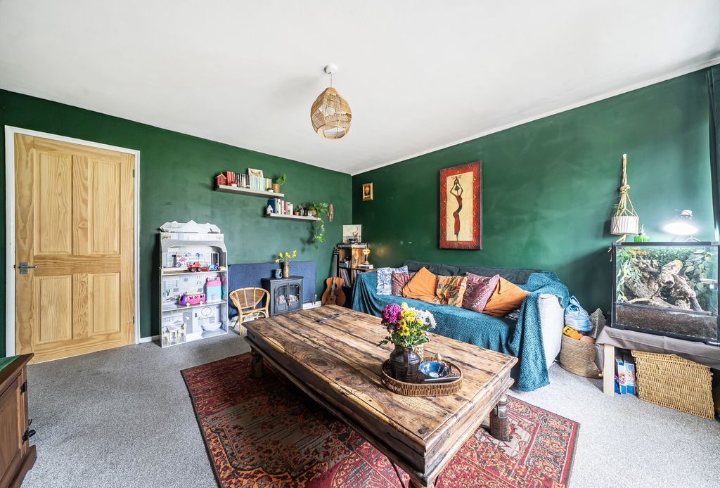 Property photo 2 of 11 Sitting Room