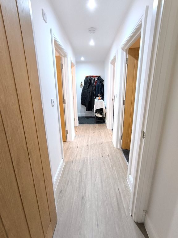 Property photo 2 of 12 Hallway