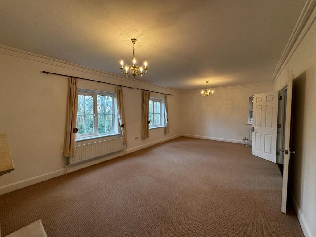 Property photo 3 of 14 Bedroom