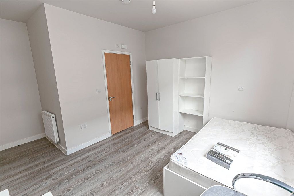 Property photo 3 of 15 Picture No. 60