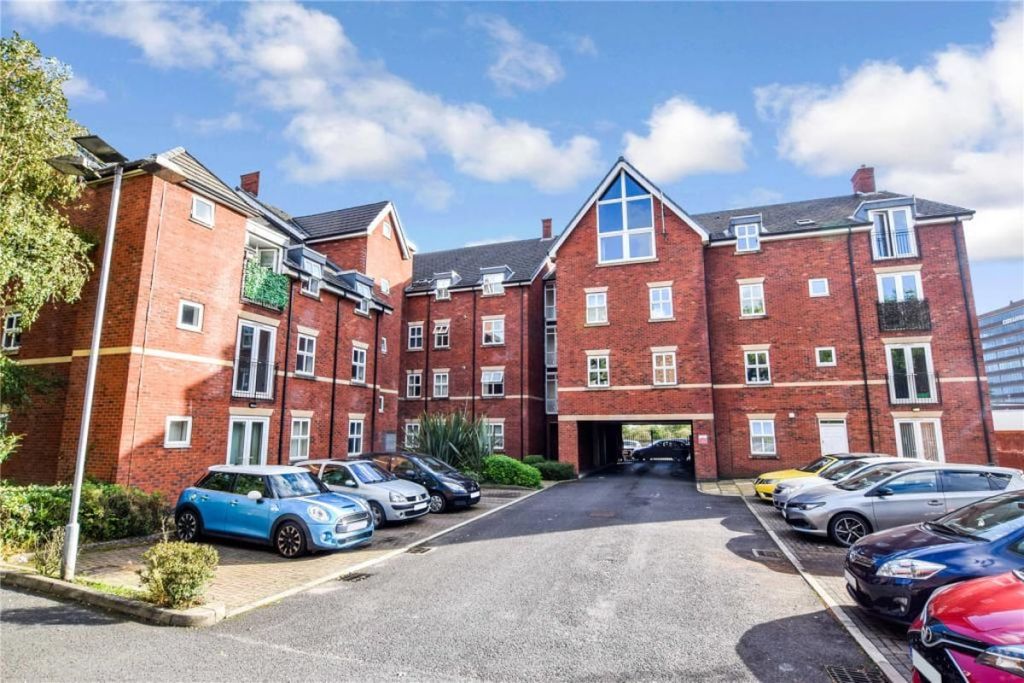 Property photo 1 of 8