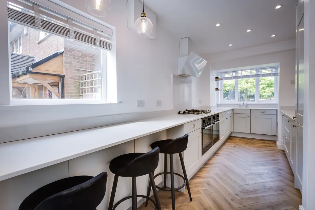House in Birmingham, West Midlands - More