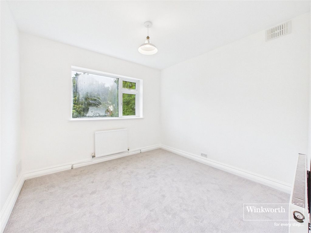 Property photo 3 of 13 Picture No. 02