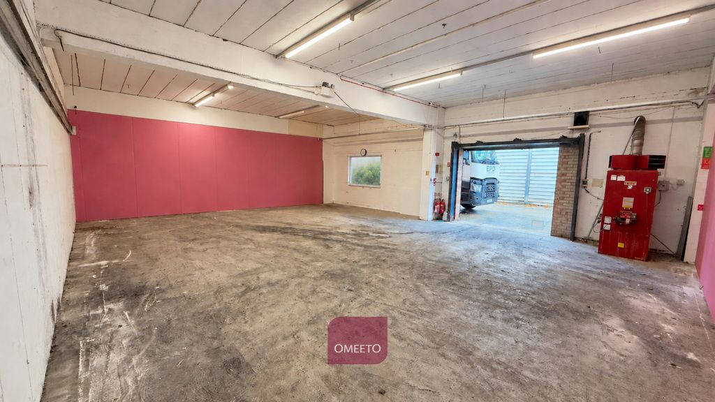 Property photo 3 of 10 Unit 11B