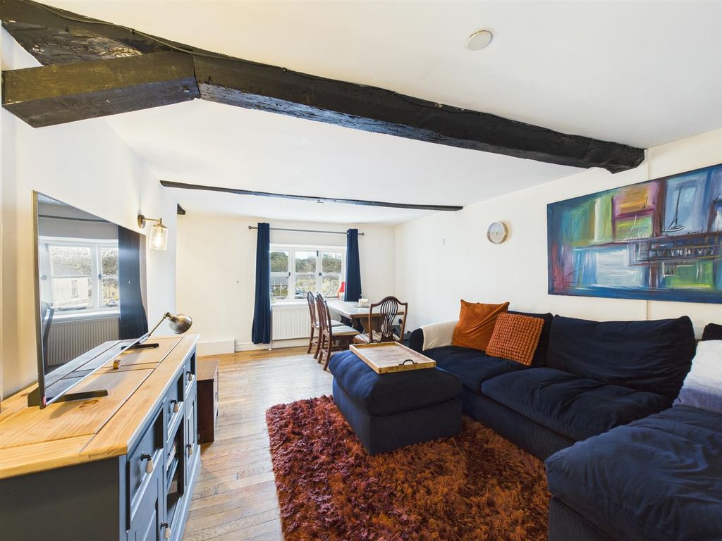 Property photo 3 of 10 Sitting Room 3 .Jpg