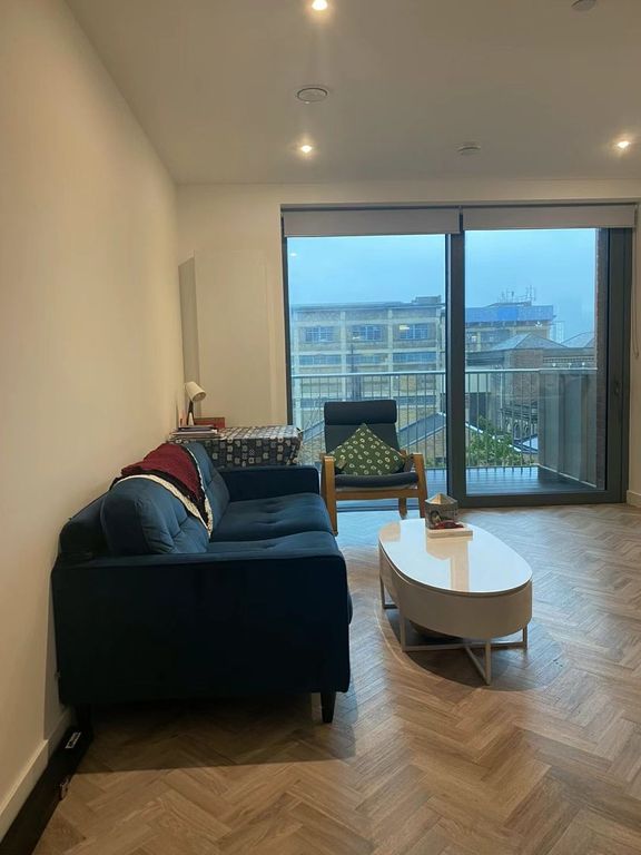 Property photo 1 of 12