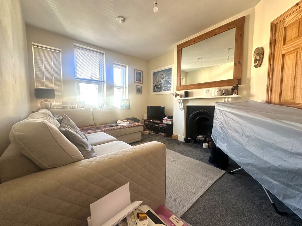 Property photo 3 of 6 Picture 3