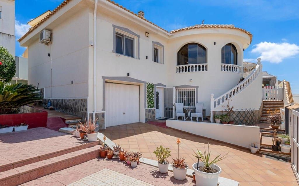 Property photo 1 of 28 Benijofar Villa Esbenv161 1