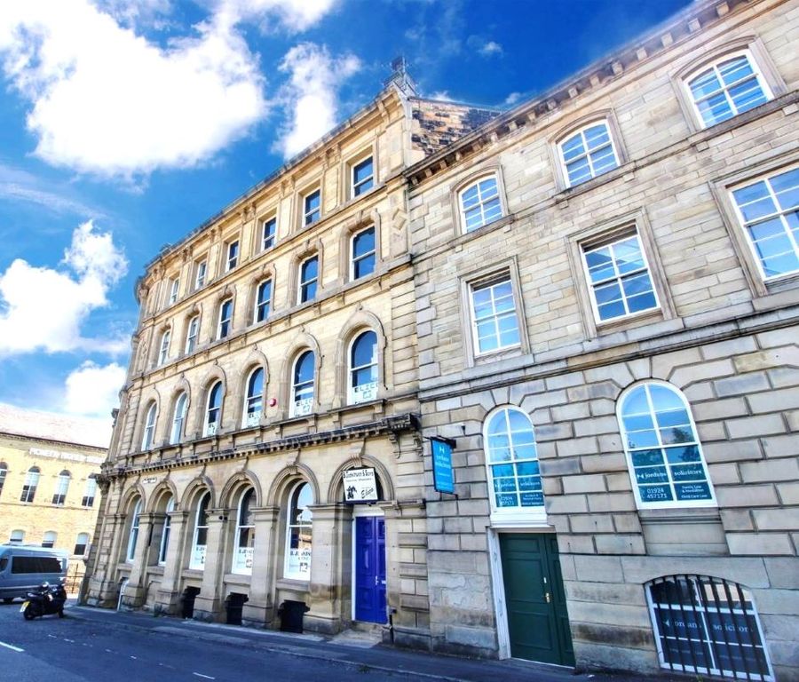 Property photo 1 of 6