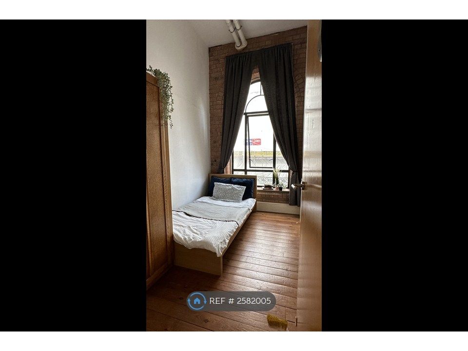 Property photo 1 of 4