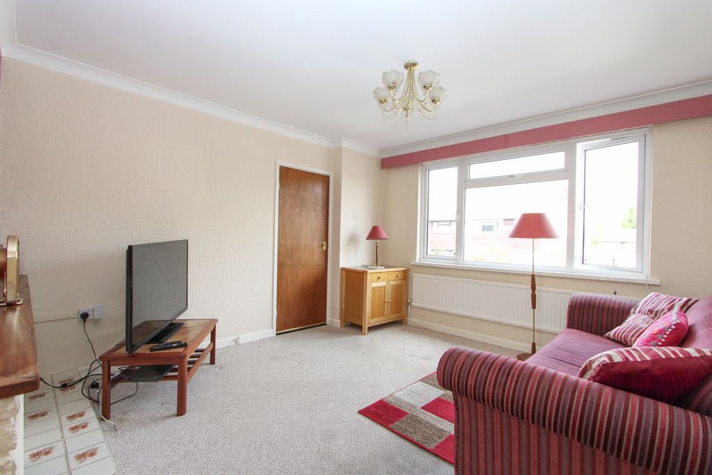 Property photo 3 of 21