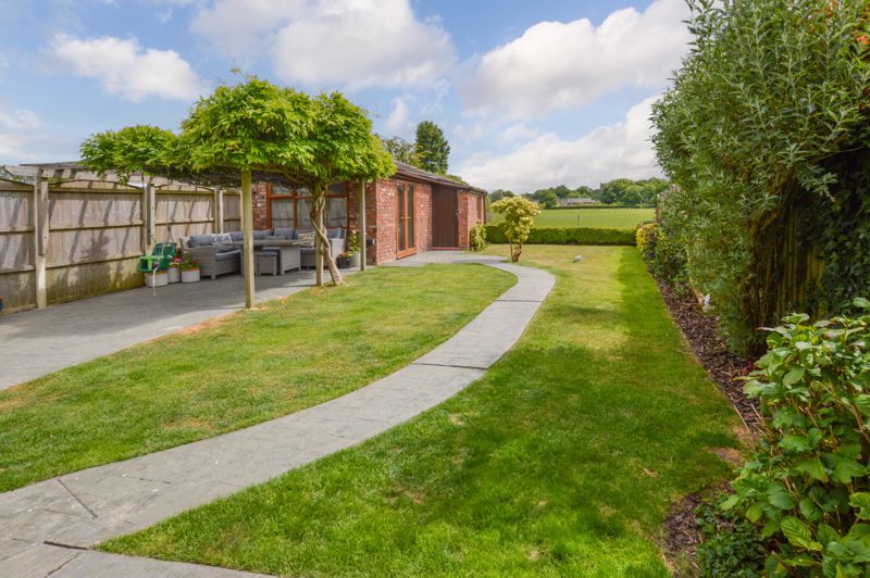 Property photo 2 of 25 Photo 8