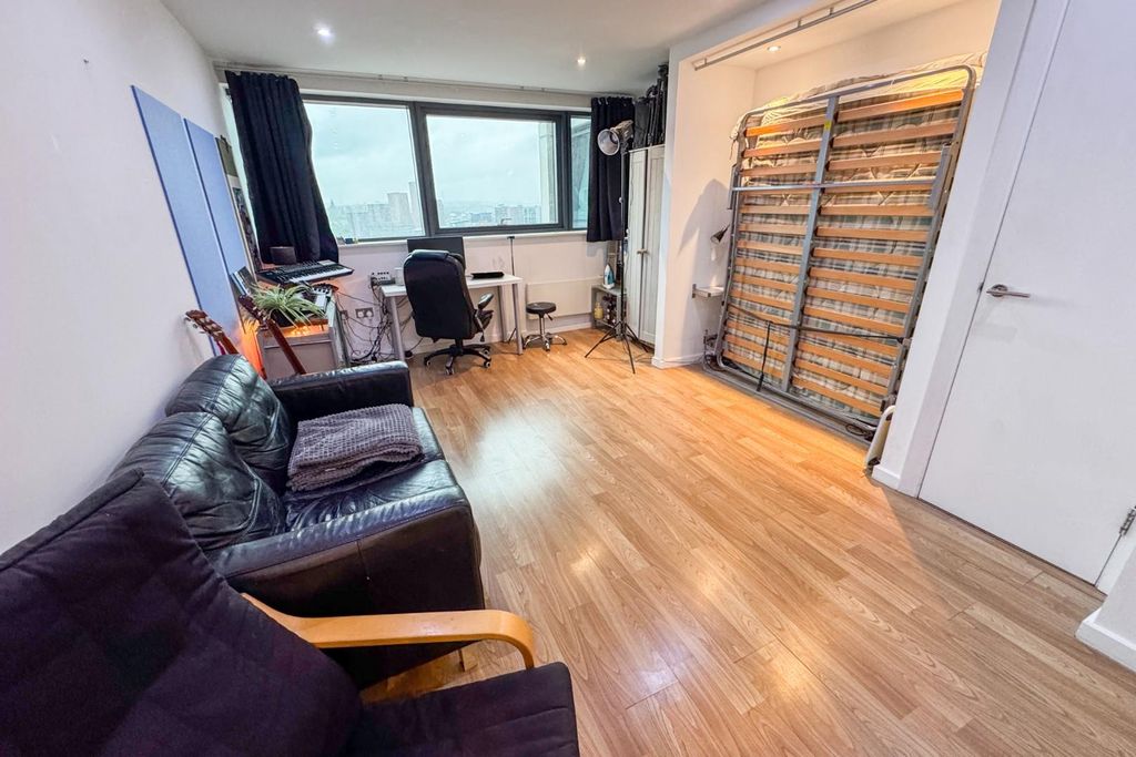 Property photo 2 of 11 2.Jpg