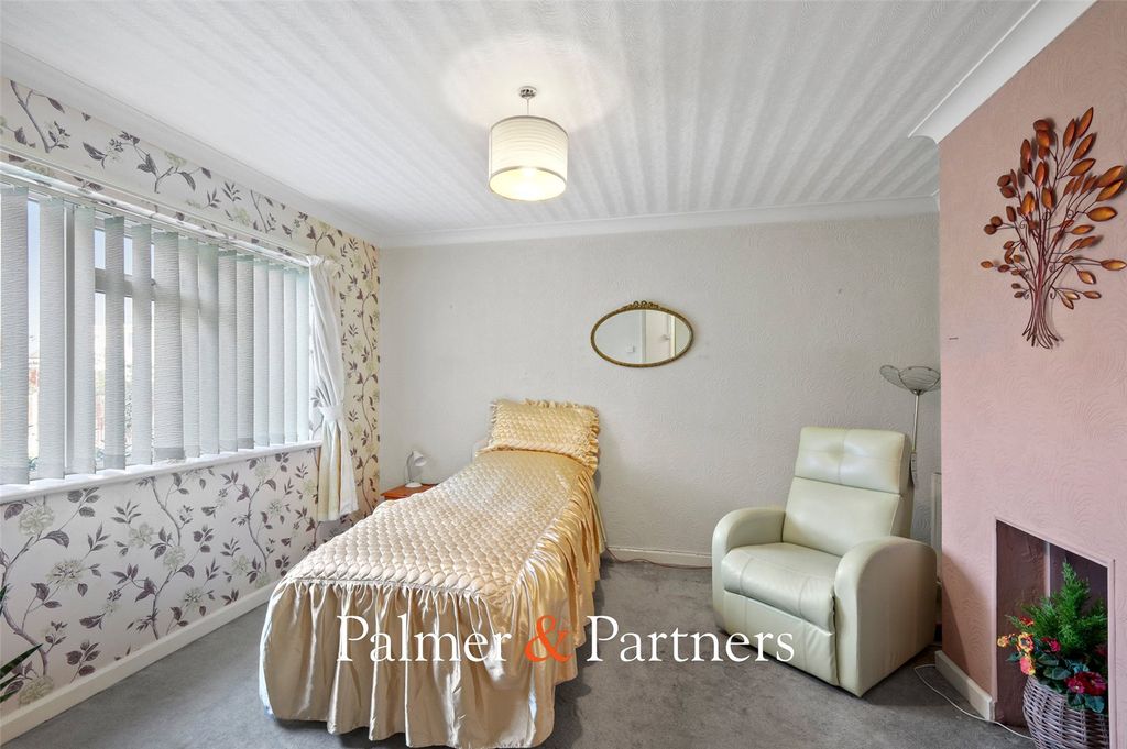 Property photo 3 of 24 Picture No. 27