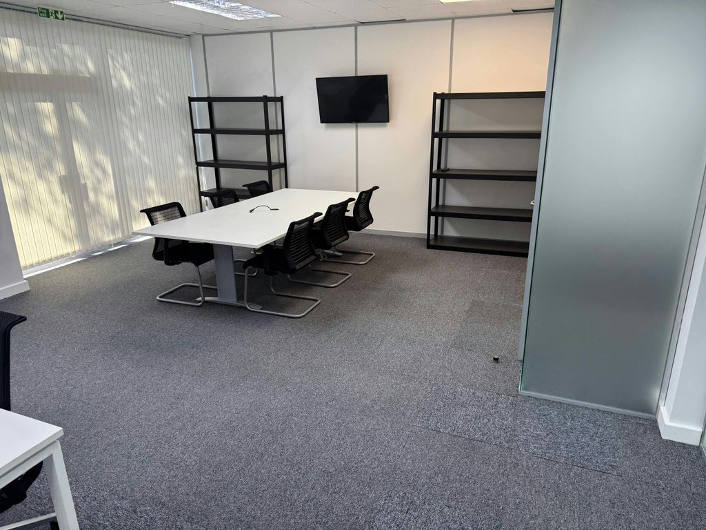 Property photo 3 of 8 Img_2B.Jpg