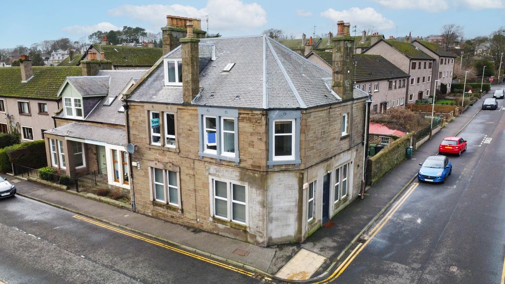 Property photo 1 of 22 Front Exterior