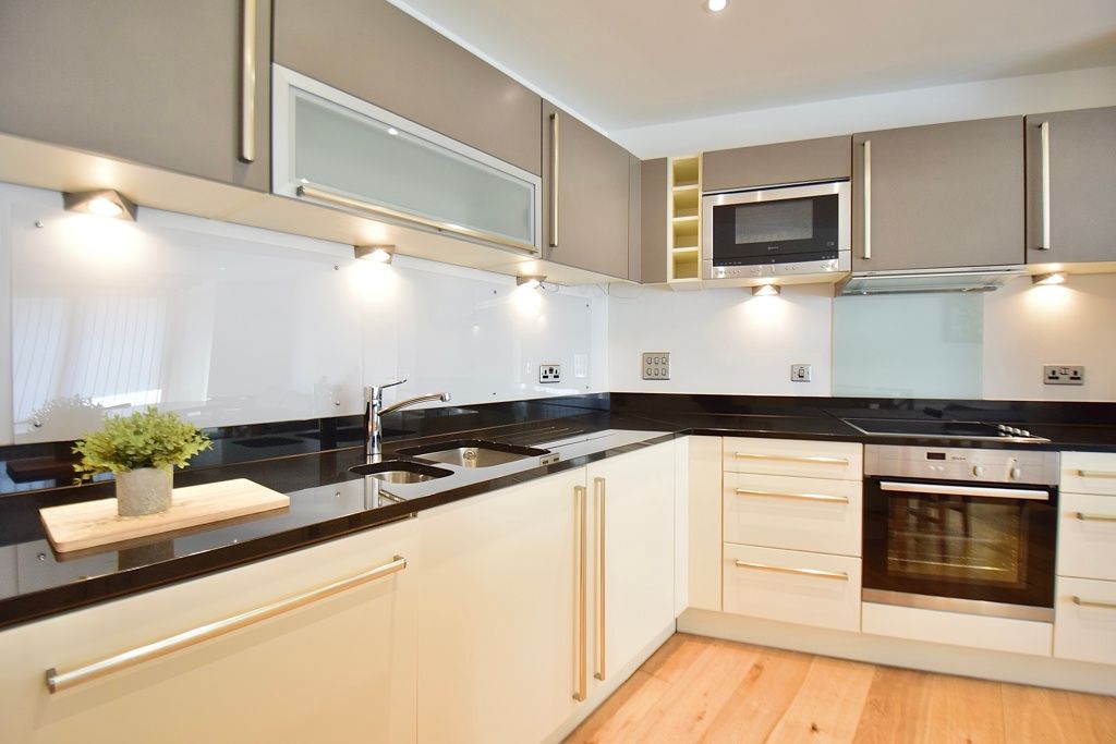 Property photo 3 of 10 Jpg