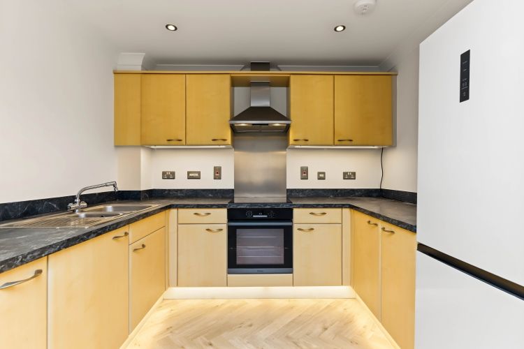 Property photo 3 of 10 340109