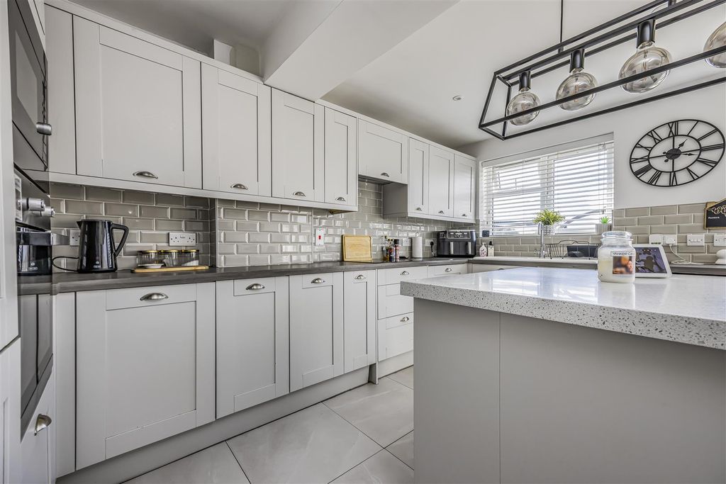 Property photo 2 of 31 9 High Walk, Fareham-Porticomarketing-Nexa-23.Jpg