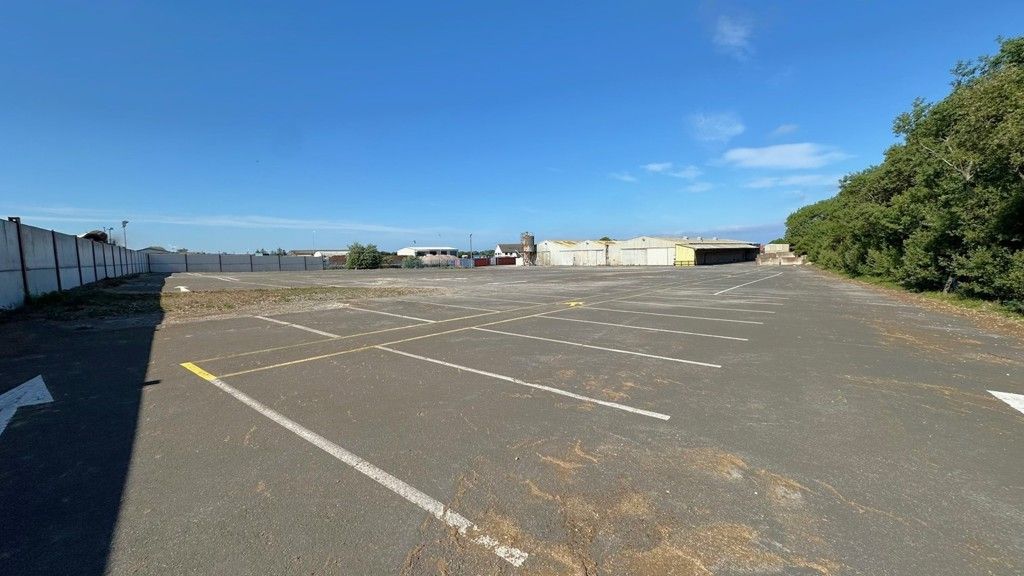 Property photo 2 of 8 Photo 2