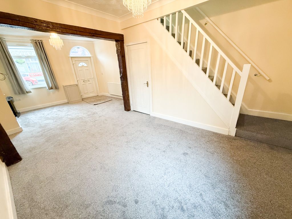 Property photo 3 of 17 Img_8670 (1)