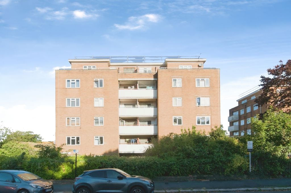 Property photo 1 of 21 Pbox-Img.Jpg