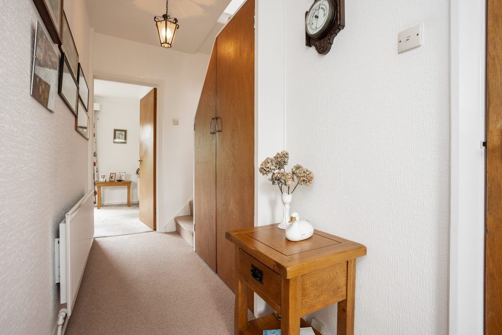 Property photo 3 of 25