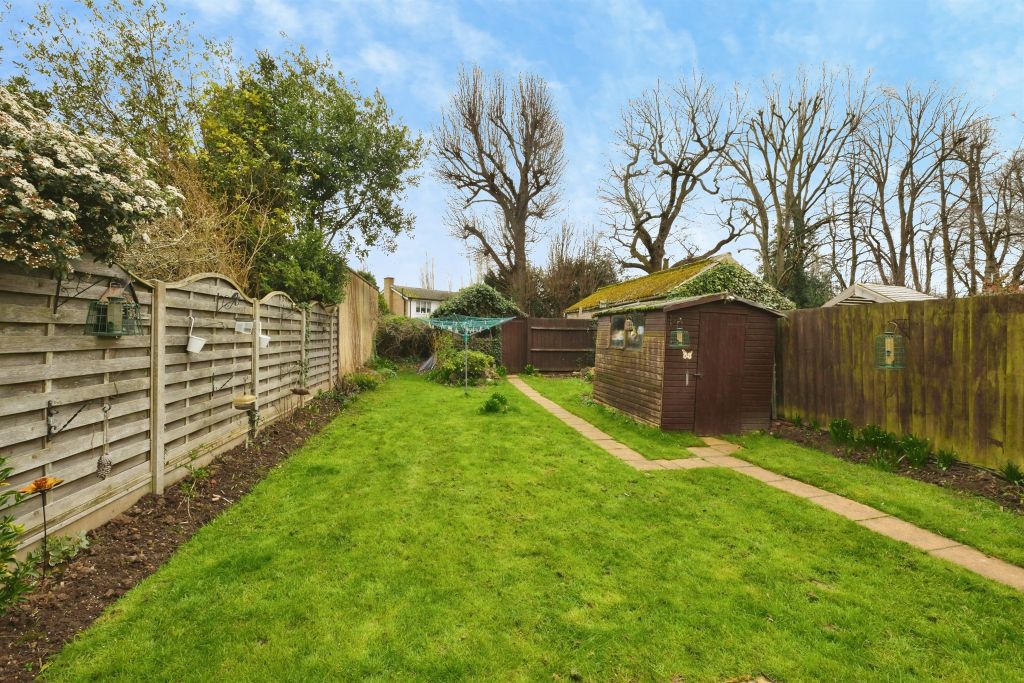 Property photo 2 of 17