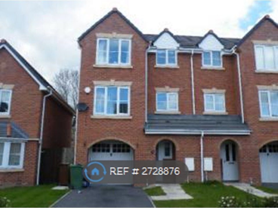 Property photo 1 of 5 Frontage