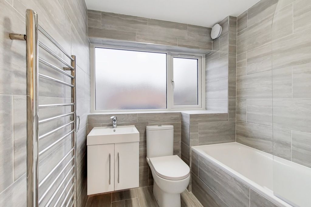 Property photo 2 of 10 Picture No. 07