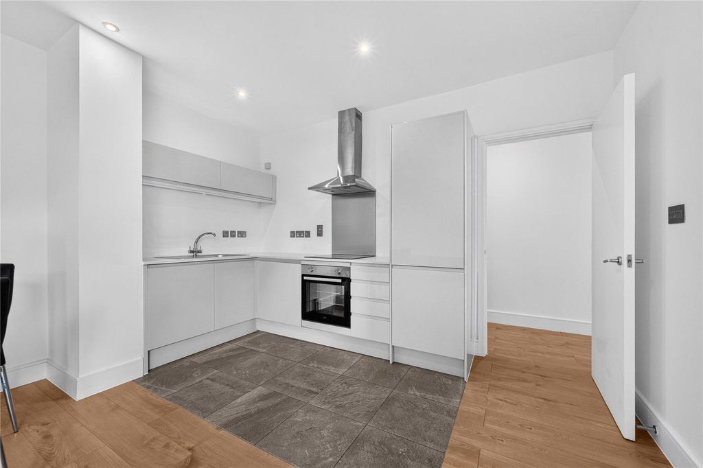 Property photo 2 of 9 Picture No. 06