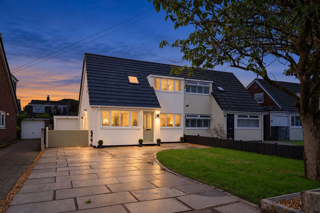 Property photo 1 of 42