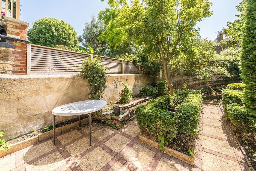 Property photo 3 of 7